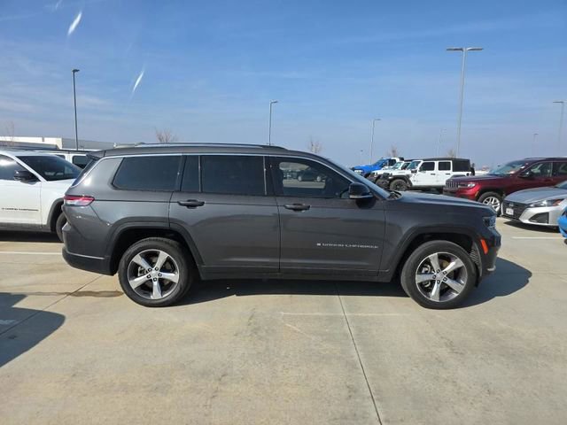 Used 2022 Jeep Grand Cherokee L Limited image 8