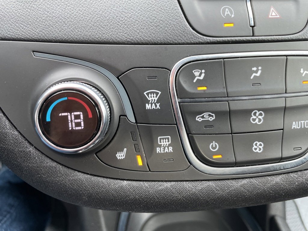 Used 2023 Chevrolet Malibu LT image 9