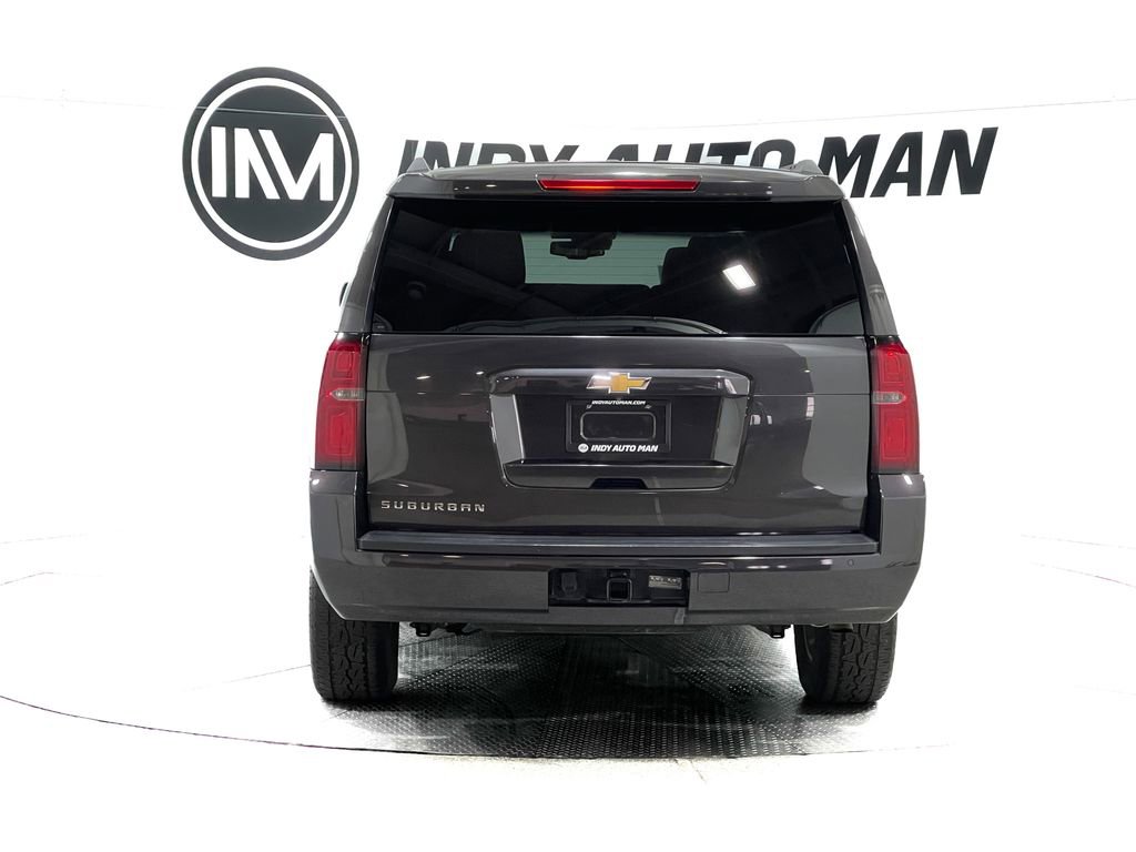 Used 2017 Chevrolet Suburban LT image 5