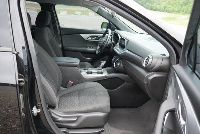 Used 2020 Chevrolet Blazer L FWD image 25