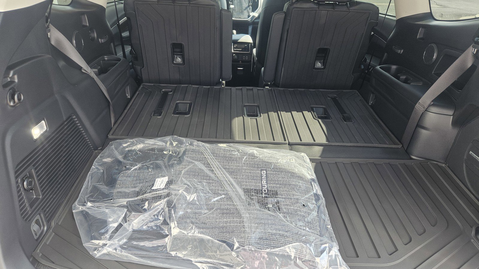 New 2025 Subaru Ascent Touring w/ Popular Package #1 image 22
