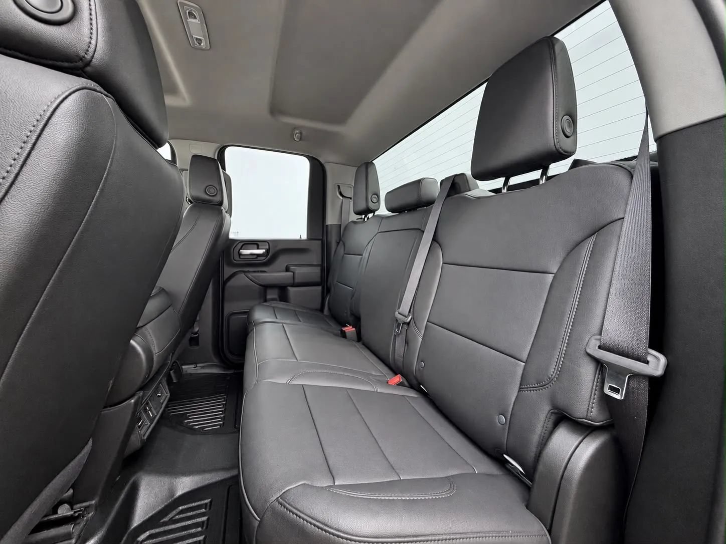 Used 2024 GMC Sierra 2500 Pro AWD/4WD image 17
