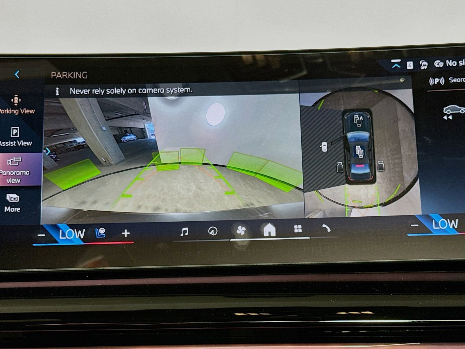 New 2026 BMW i5 eDrive40 w/ M Sport Package image 14