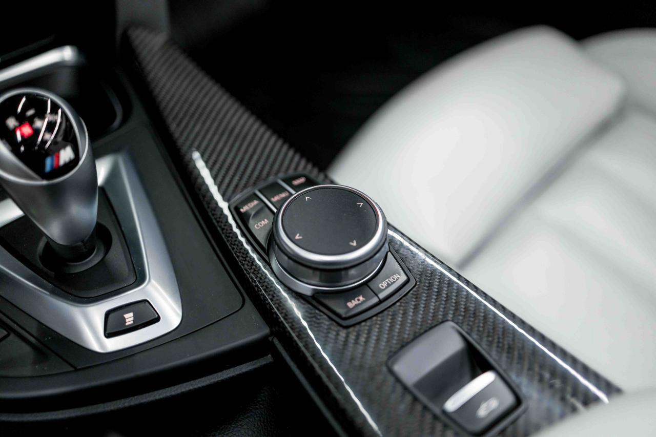 Used 2020 BMW M4 Convertible w/ Competition Package RWD image 80