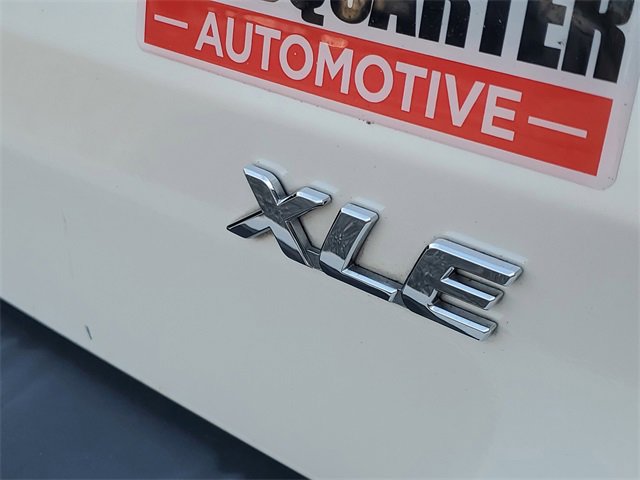 Used 2016 Toyota Sienna XLE Premium image 6