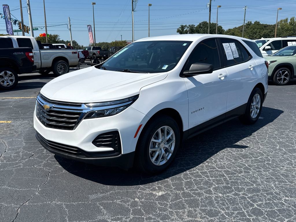 Used 2023 Chevrolet Equinox LS w/ LS Convenience Package image 7