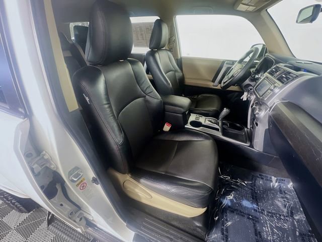 Used 2018 Toyota 4Runner SR5 image 30