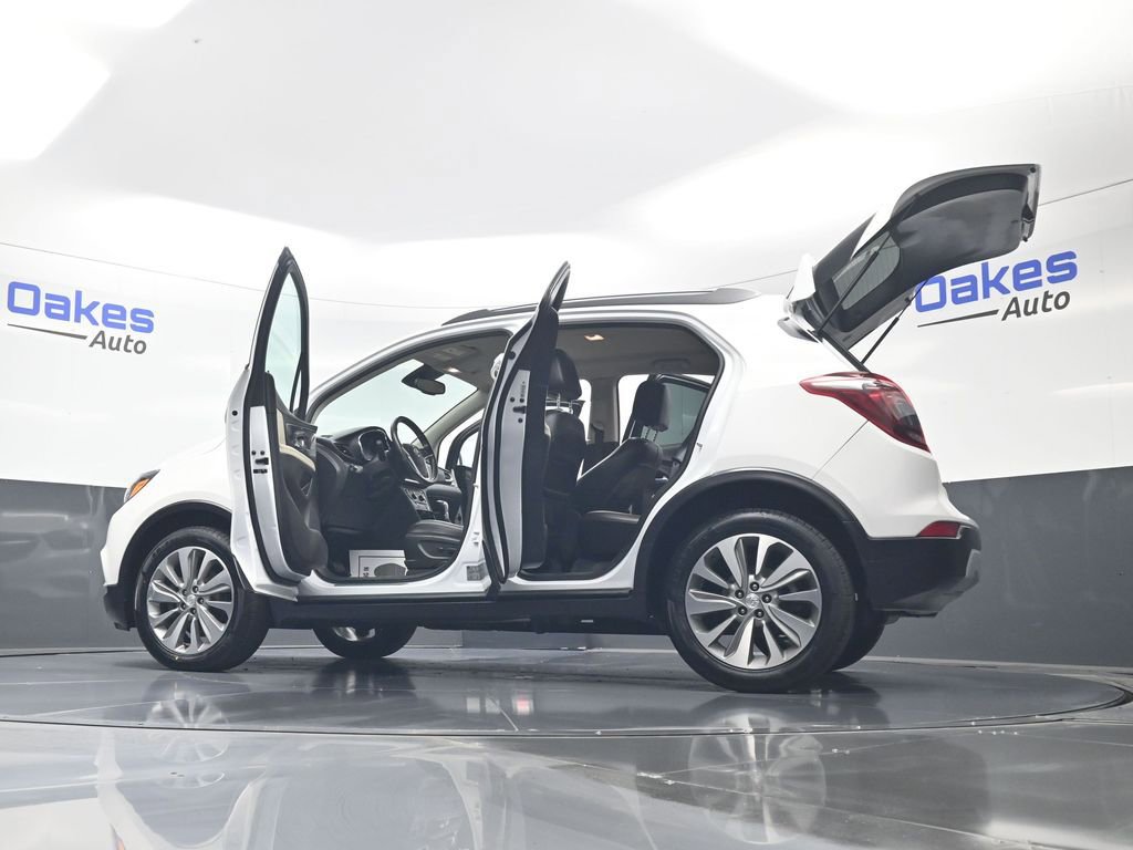 Used 2018 Buick Encore Preferred FWD image 58