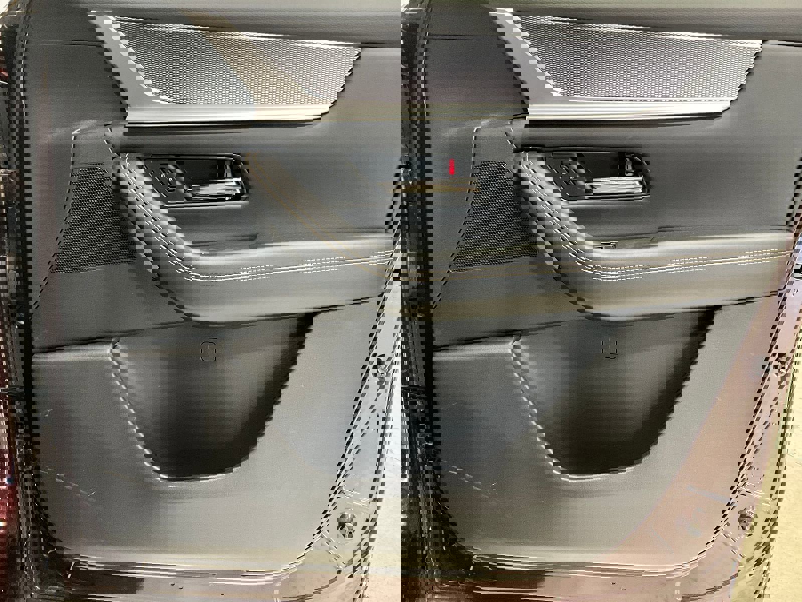 Used 2024 MAZDA CX-90 3.3 Turbo w/ Premium Plus Pkg image 23