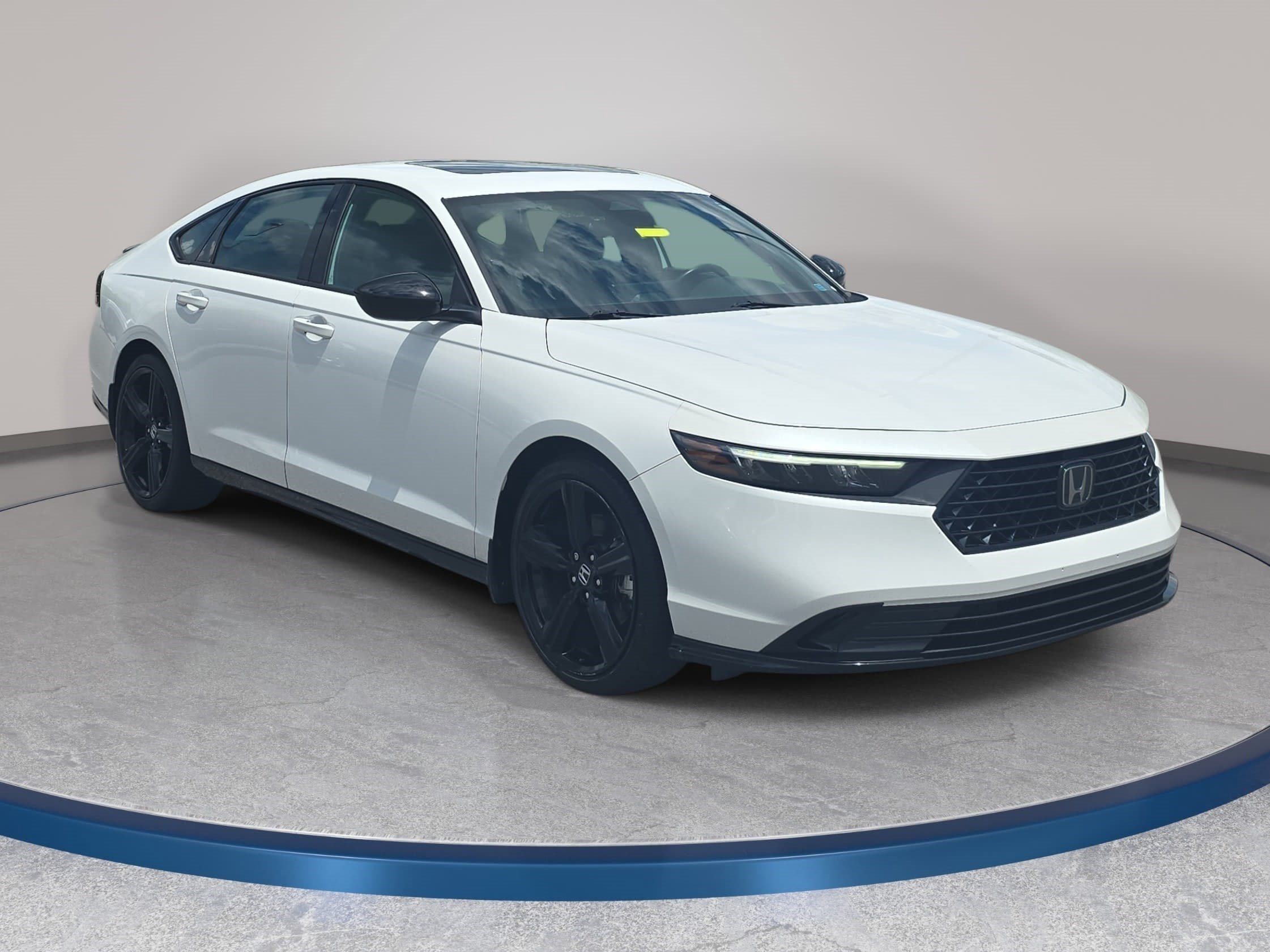 Used 2023 Honda Accord Sport image 3
