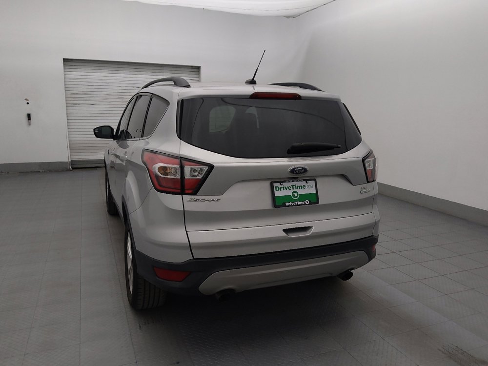 Used 2018 Ford Escape SE image 6