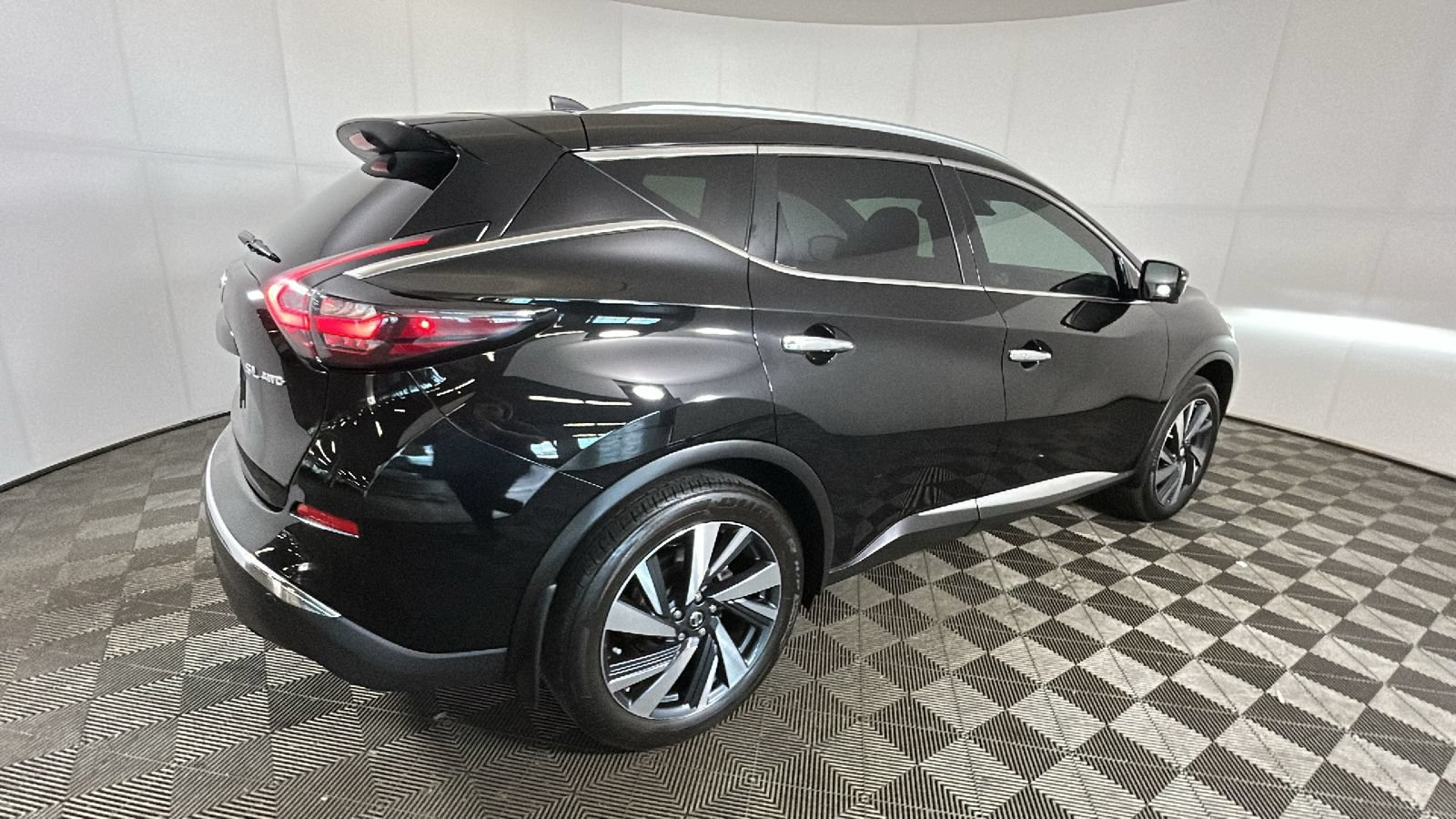 Used 2022 Nissan Murano SL AWD/4WD image 3