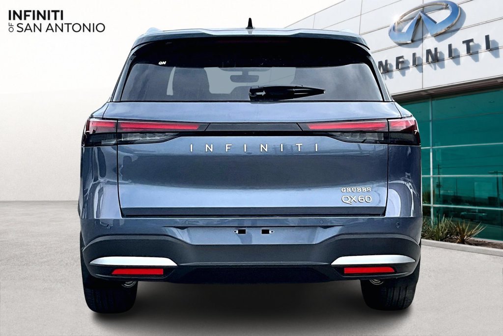 Certified 2026 INFINITI QX60 Luxe w/ Family Package FWD image 4