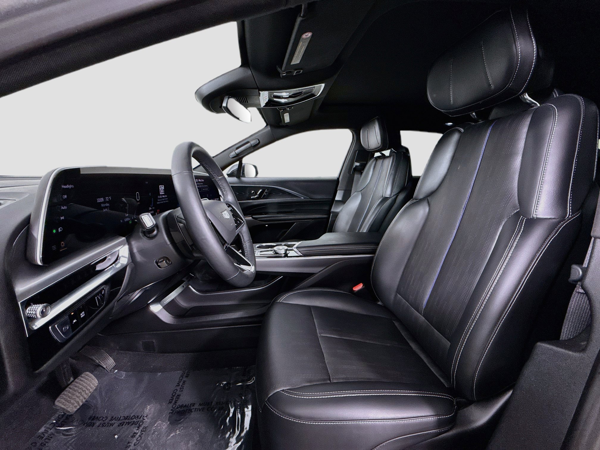 Used 2024 Cadillac Lyriq Luxury RWD image 22