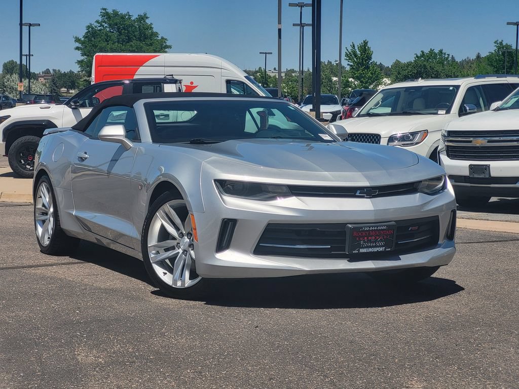 Used 2016 Chevrolet Camaro LT RWD image 2