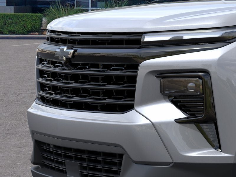 New 2027 Chevrolet Traverse LT w/ Midnight/Sport Edition FWD image 13
