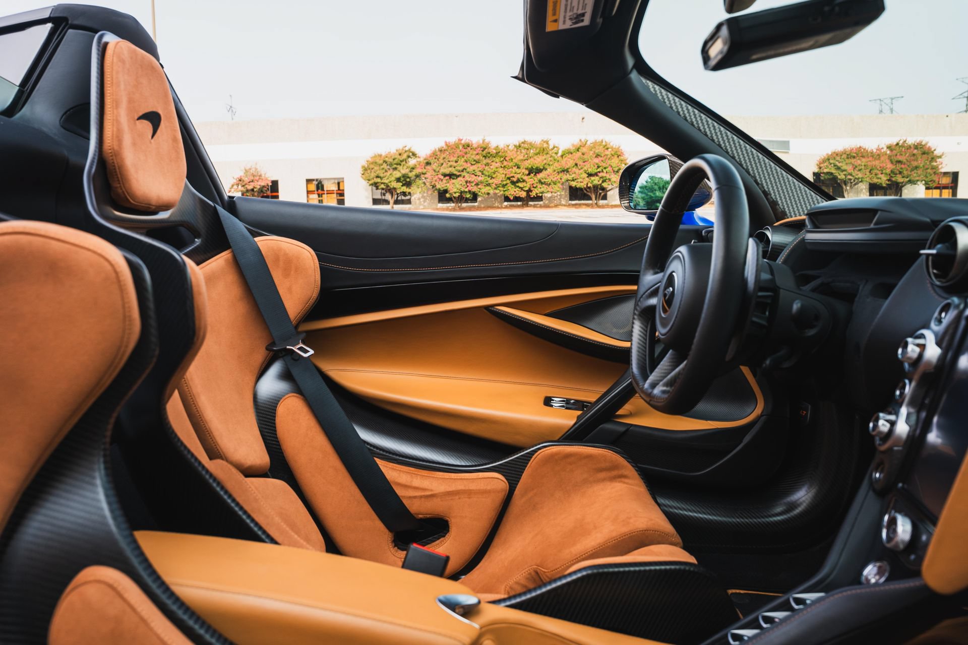 Used 2022 McLaren 765LT RWD image 60