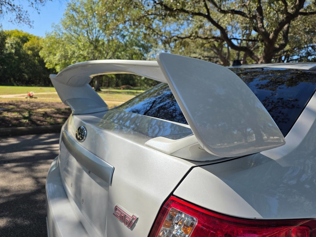 Used 2011 Subaru Impreza WRX STI image 27