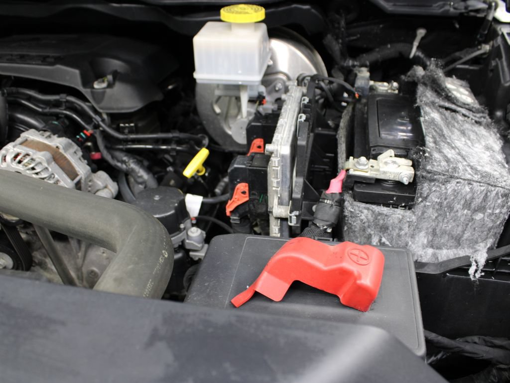 Used 2019 RAM 1500 Laramie AWD/4WD image 30