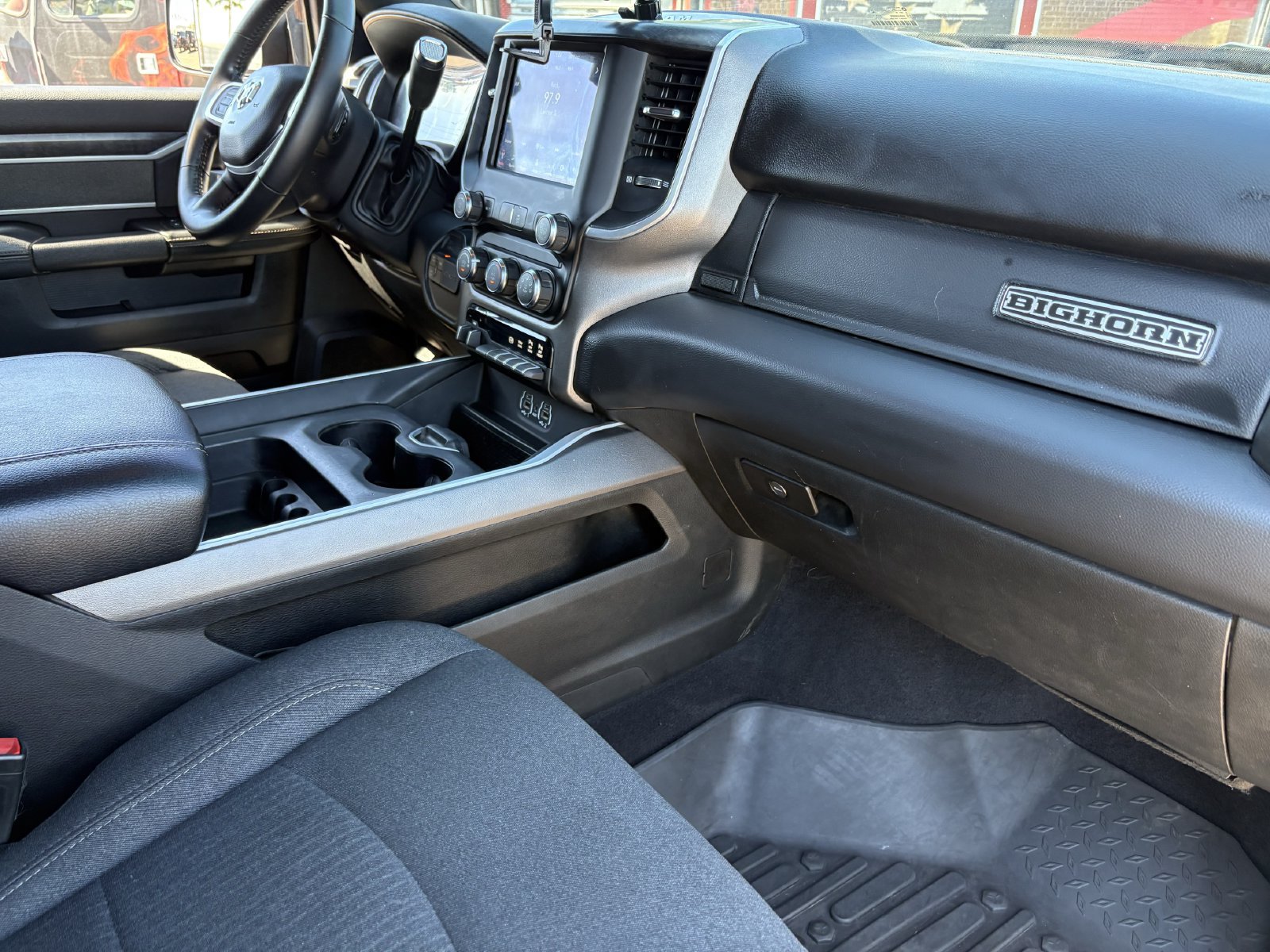 Used 2020 RAM 2500 Big Horn w/ Night Edition AWD/4WD image 14