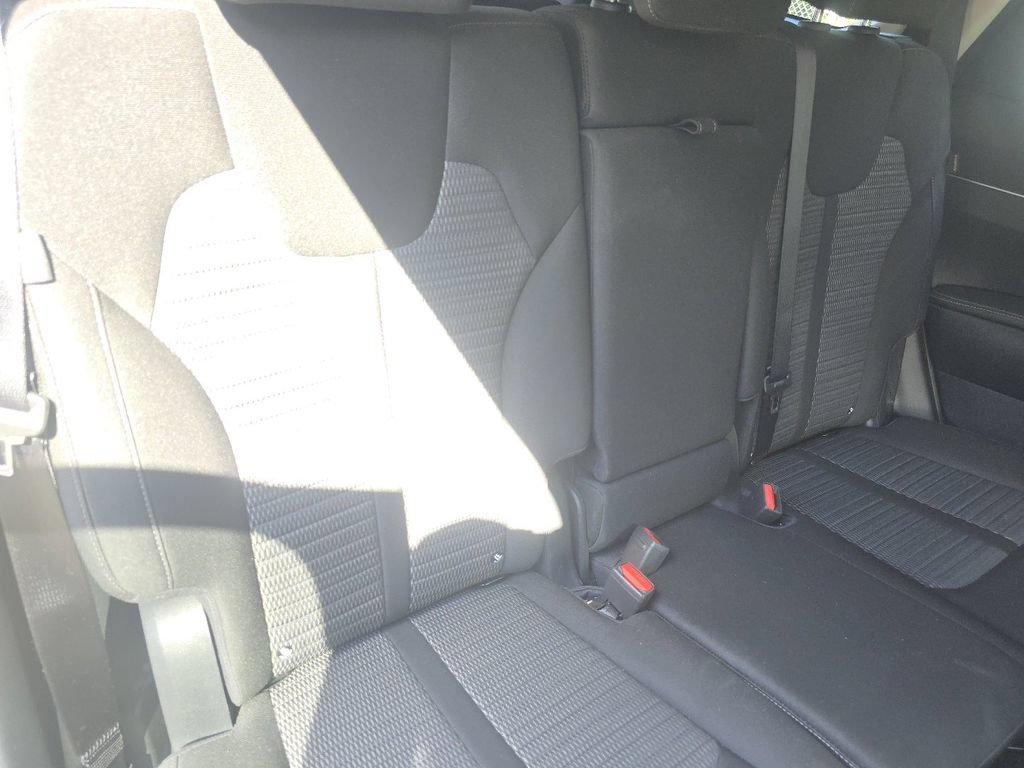 Used 2026 Kia Sorento LX FWD image 19