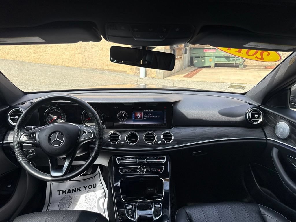 Used 2017 Mercedes-Benz E 300 4MATIC image 22