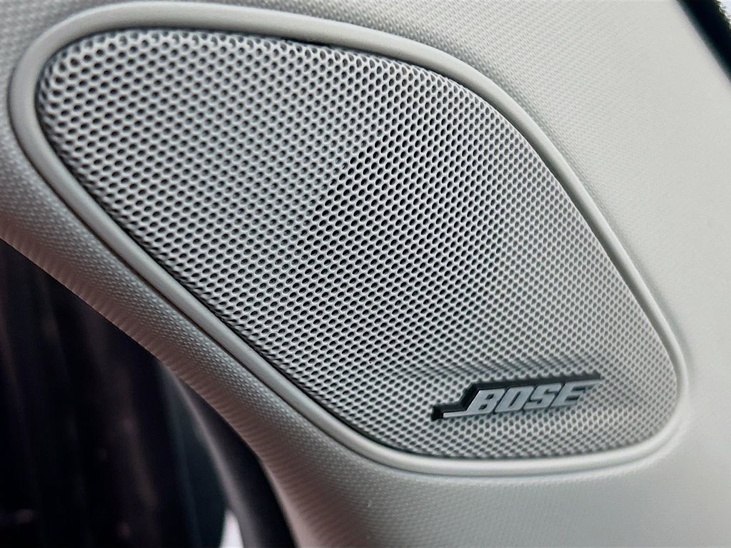 Used 2025 Honda Pilot Touring image 17