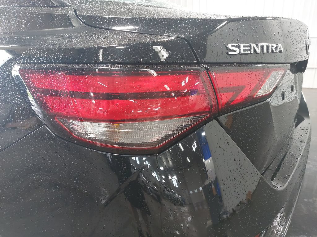 Certified 2025 Nissan Sentra SV FWD image 33