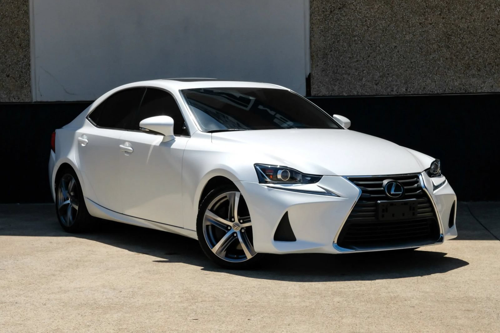 Used 2018 Lexus IS 300 AWD w/ Premium Package image 6