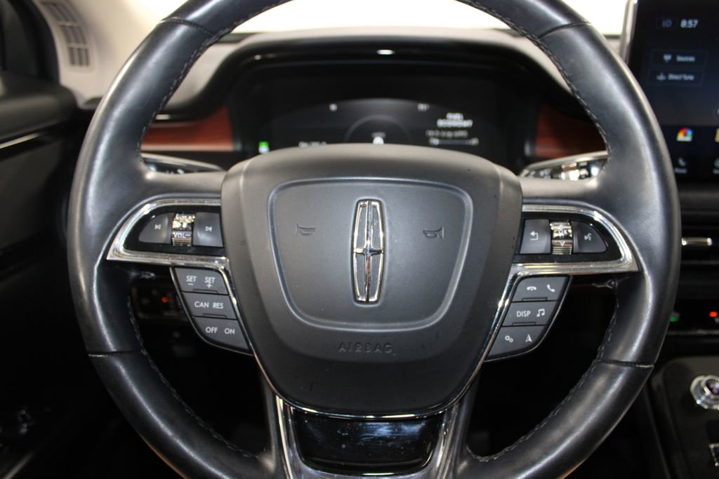 Used 2022 Lincoln Nautilus Reserve w/ Monochromatic Package image 36