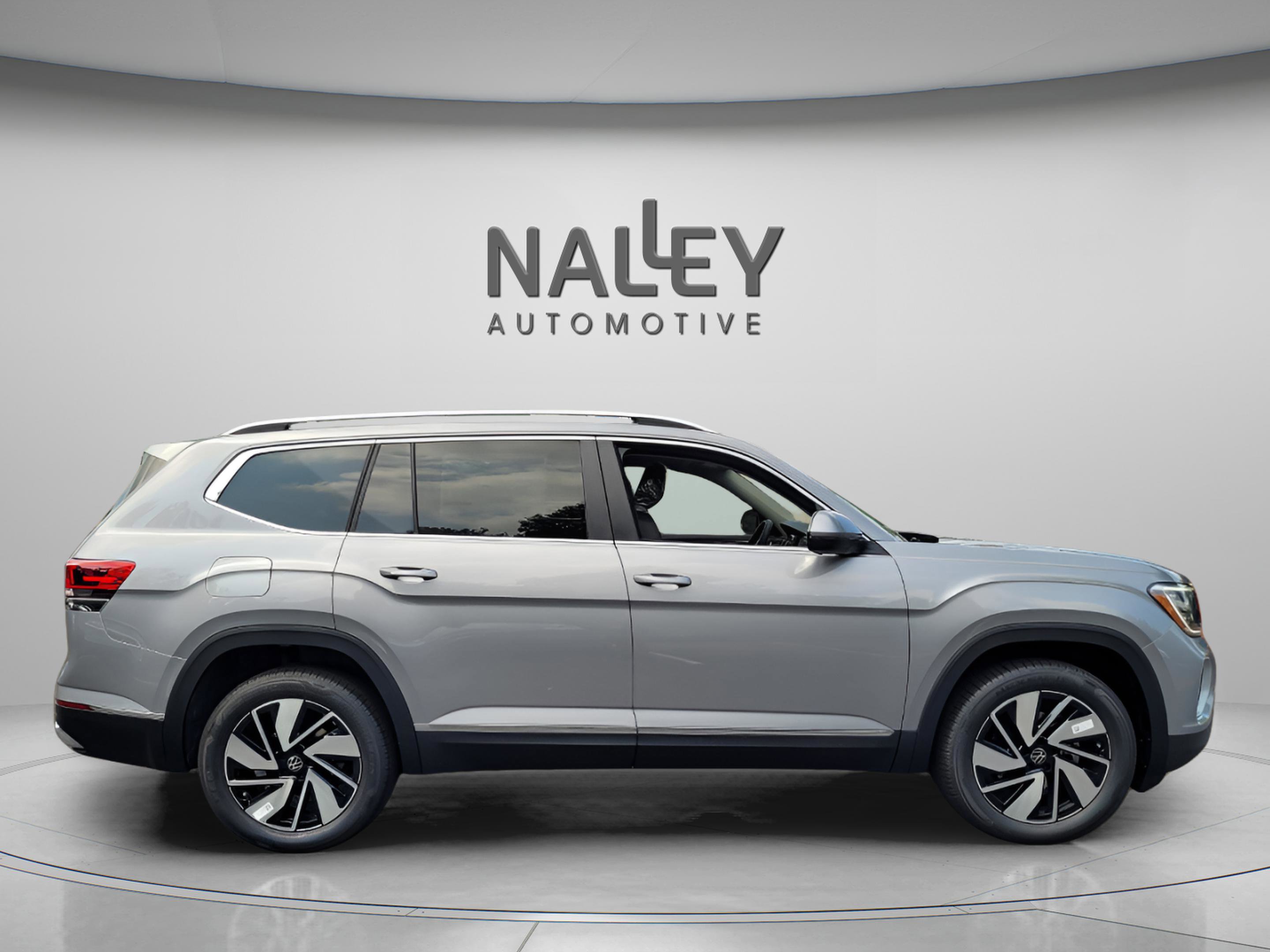 New 2026 Volkswagen Atlas SEL image 6