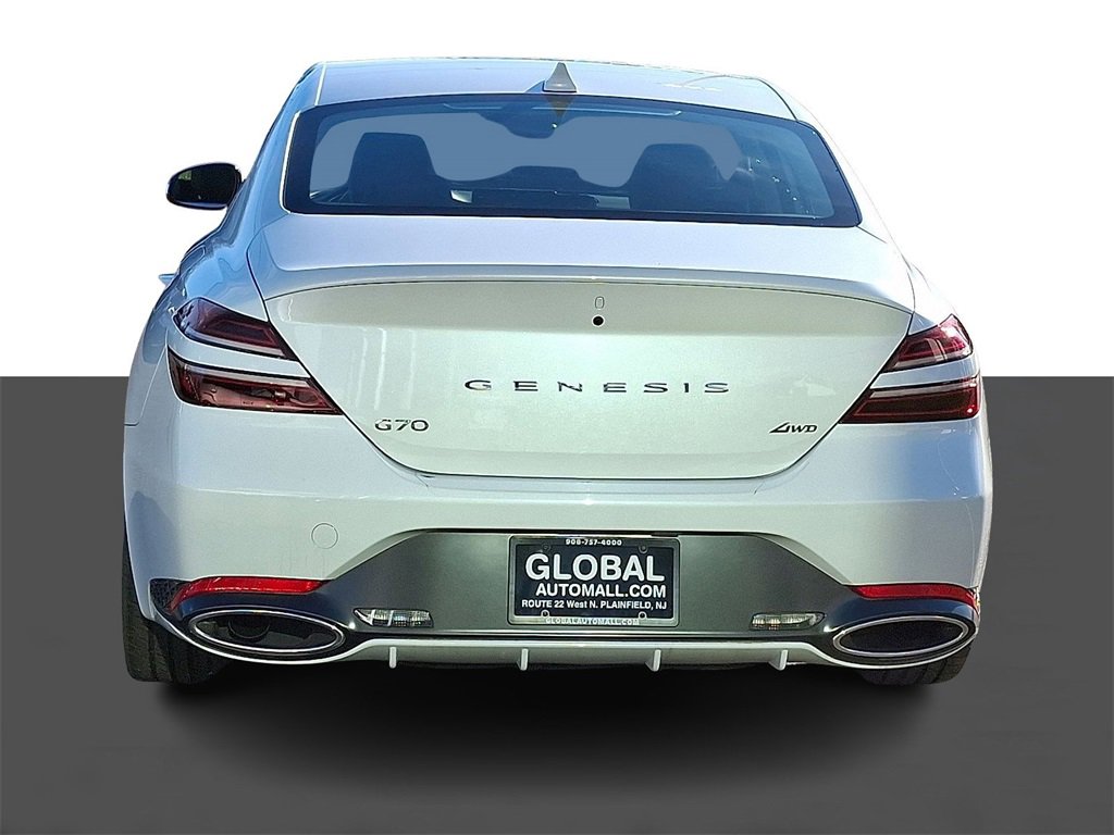 Used 2024 Genesis G70 2.5T image 6