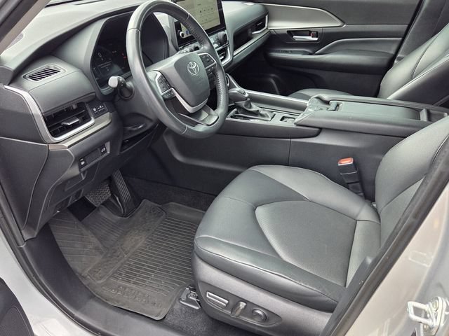 Used 2024 Toyota Grand Highlander FWD image 9