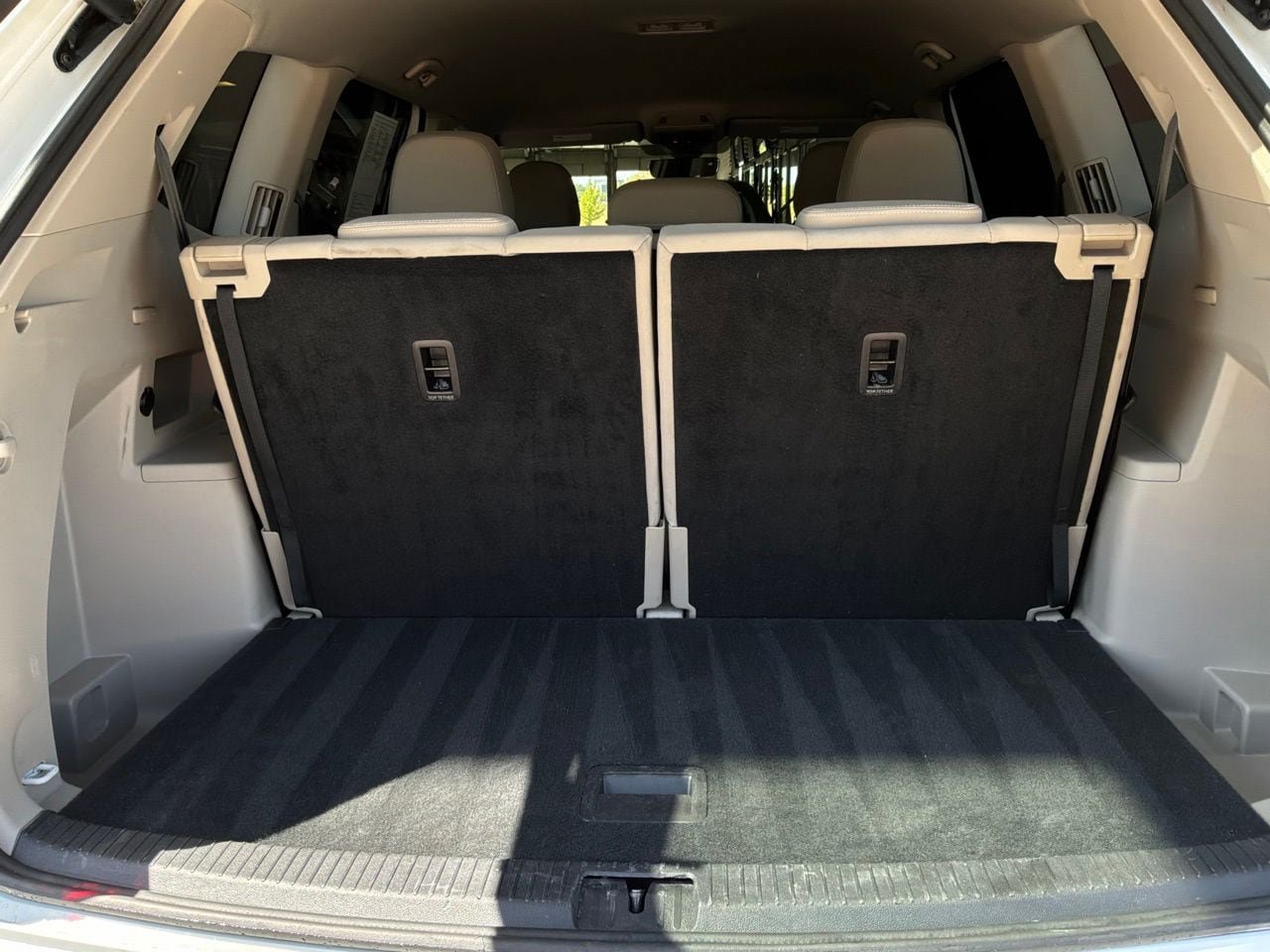 Used 2026 Volkswagen Atlas SE FWD image 14