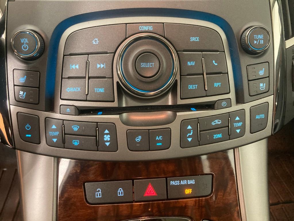Used 2013 Buick LaCrosse Touring FWD image 8