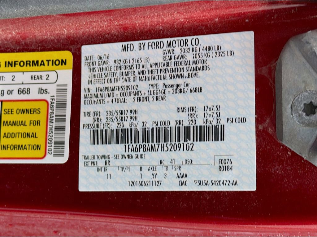 Used 2017 Ford Mustang Coupe RWD image 32