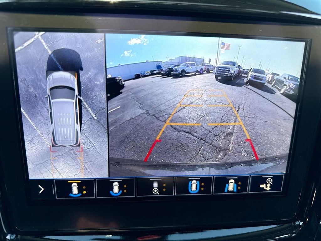 Used 2020 Chevrolet Traverse High Country w/ LPO, Floor Liner Package image 17