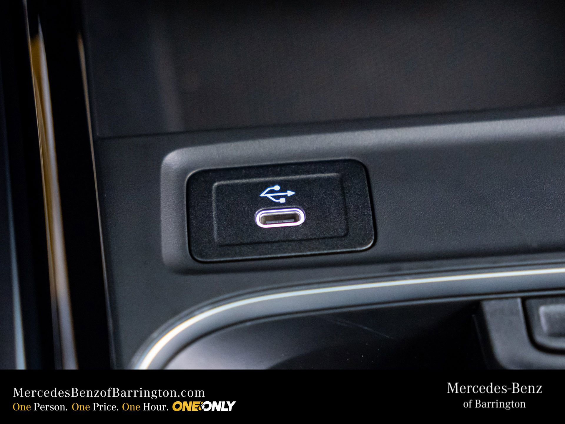 New 2026 Mercedes-Benz GLB 250 4MATIC image 30