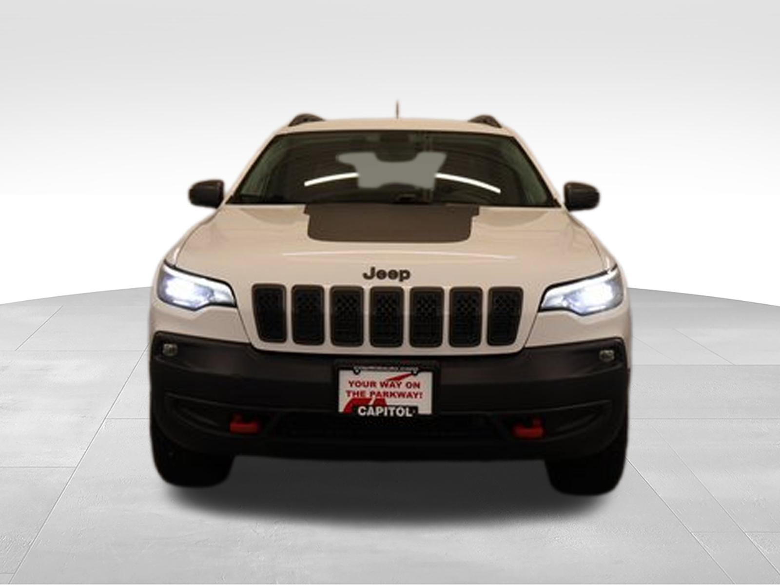 Used 2020 Jeep Cherokee Trailhawk w/ Cold Weather Group AWD/4WD image 7