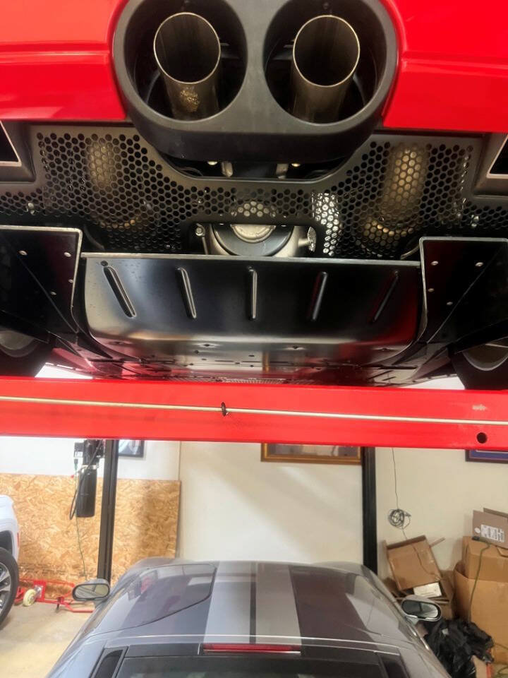 Used 2005 Ford GT RWD image 44