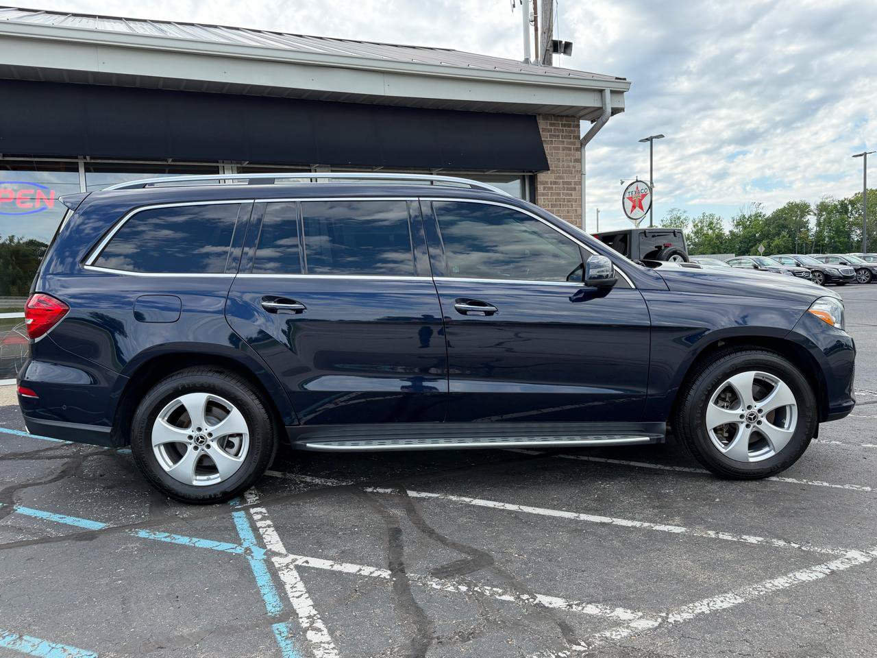 Used 2017 Mercedes-Benz GLS 450 4MATIC w/ Premium Package image 6