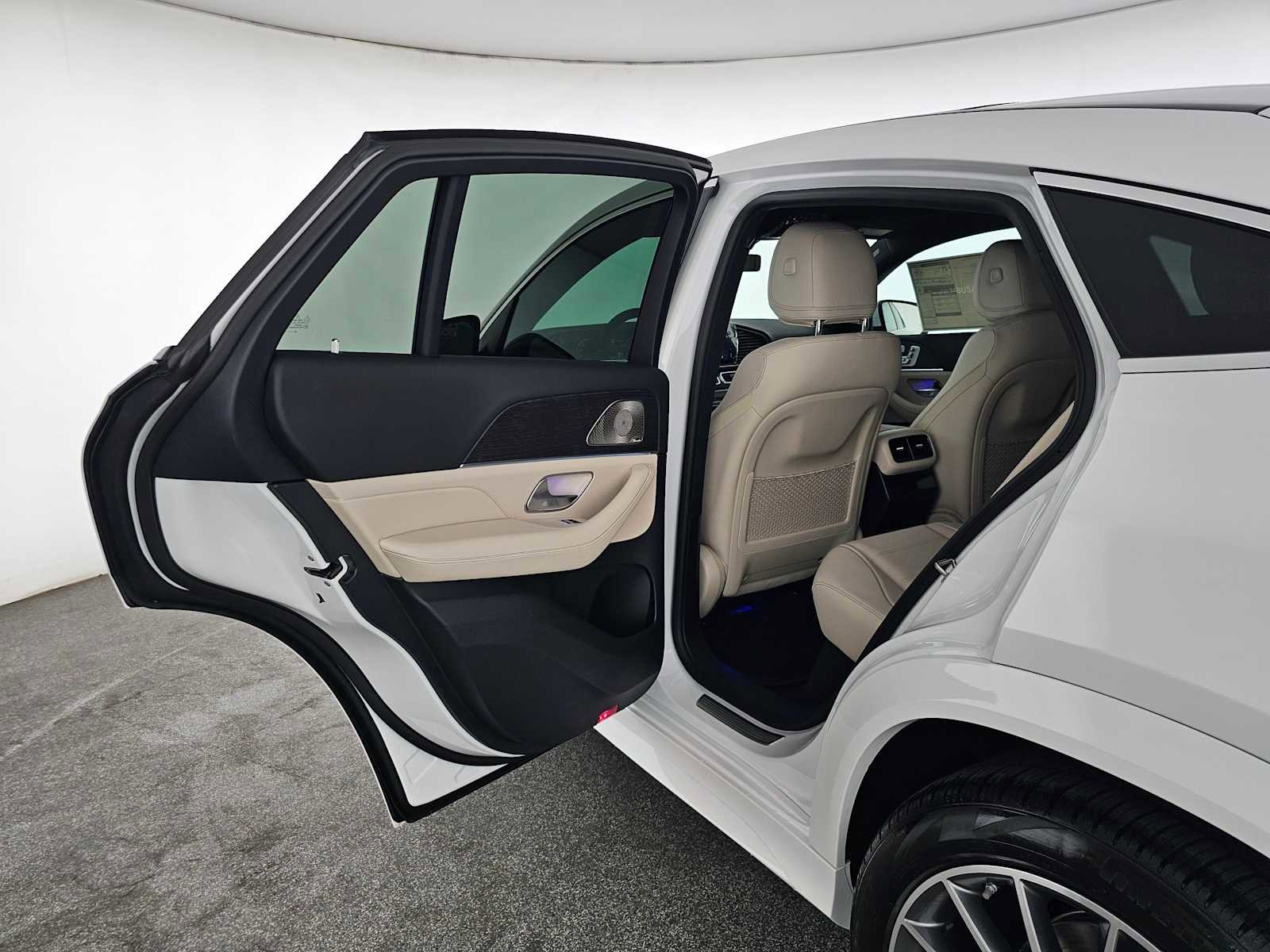 New 2026 Mercedes-Benz GLE 450 4MATIC Coupe image 16