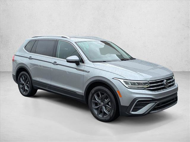 Used 2022 Volkswagen Tiguan SE FWD image 3