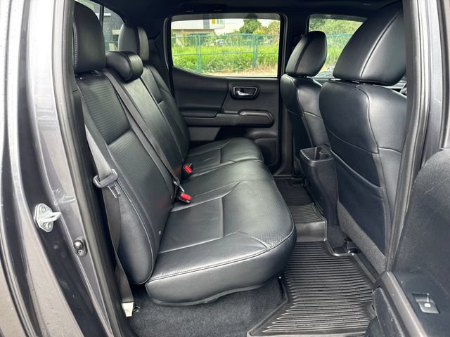 Used 2021 Toyota Tacoma TRD Off-Road w/ TRD Premium Off Road Package AWD/4WD image 12
