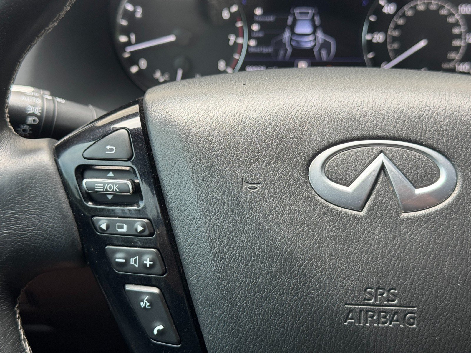Used 2020 INFINITI QX80 Luxe w/ Edition 30 Package RWD image 21