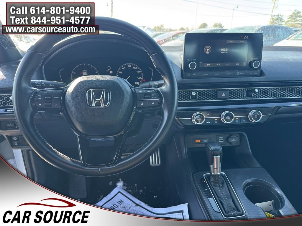 Used 2023 Honda Civic Sport image 9