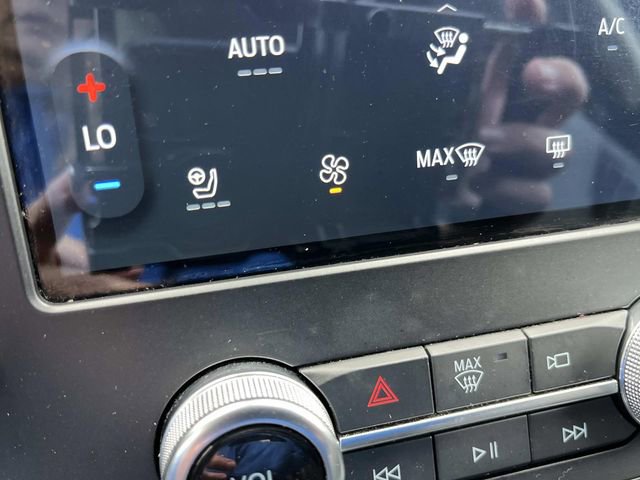 Certified 2024 Ford Edge Titanium AWD/4WD image 38