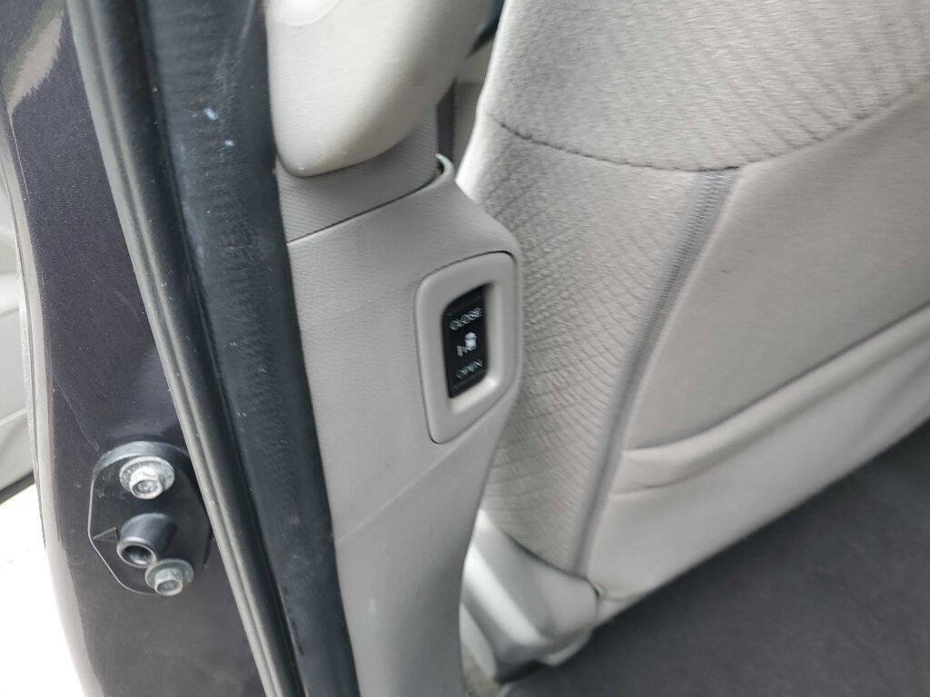 Used 2016 Honda Odyssey SE image 20