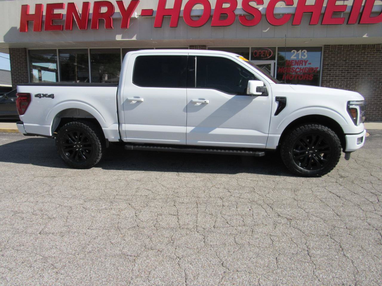 Used 2024 Ford F150 Lariat AWD/4WD image 9