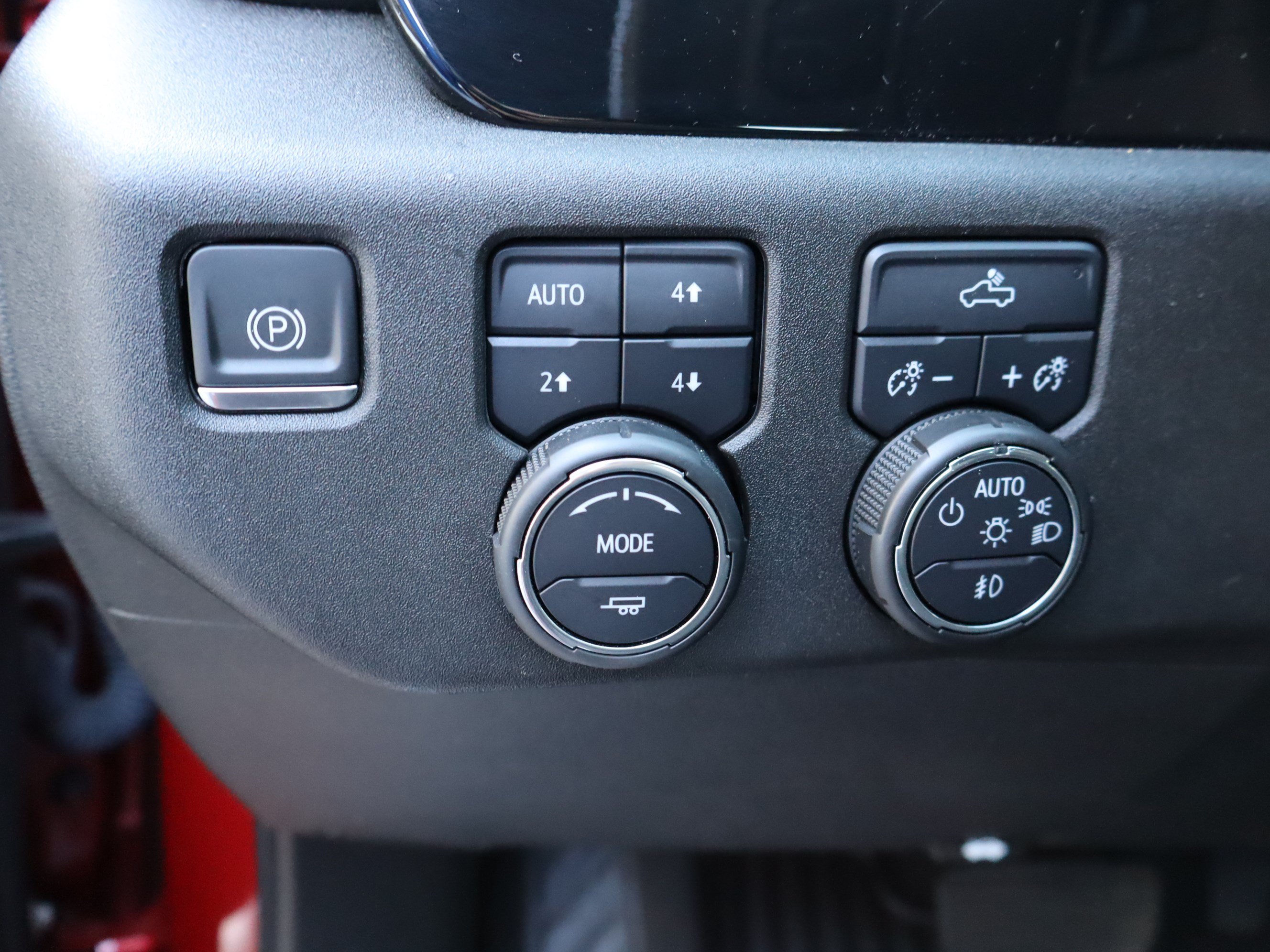 Used 2023 Chevrolet Silverado 1500 RST w/ Z71 Off-Road Package AWD/4WD image 21